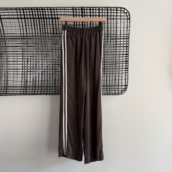 Donni Twill Pleated Stripe Pants - Picture 6 of 7